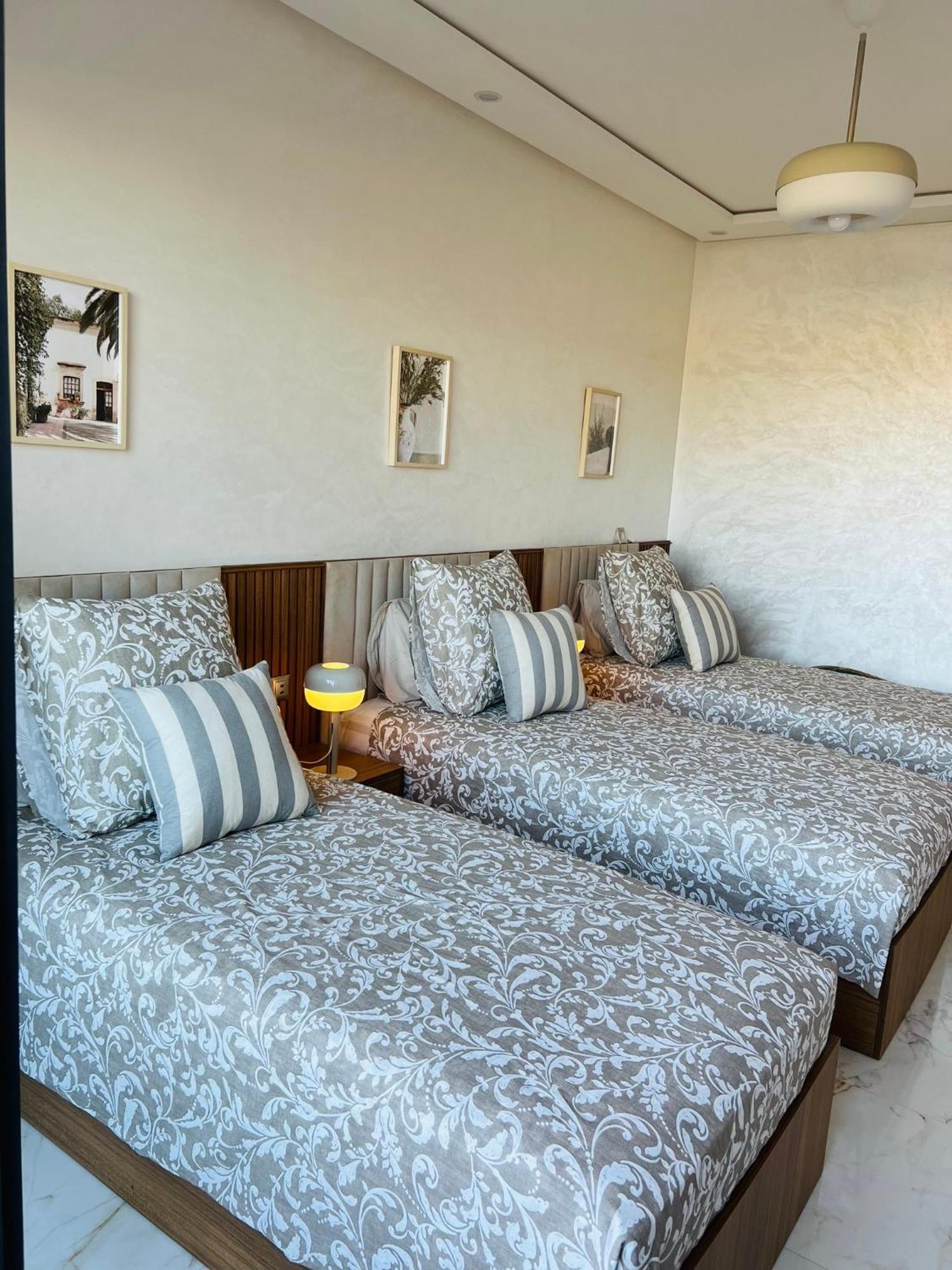 Fun And Sun - Appartement De Luxe - Dahomey Beach - 布兹尼盖 外观 照片